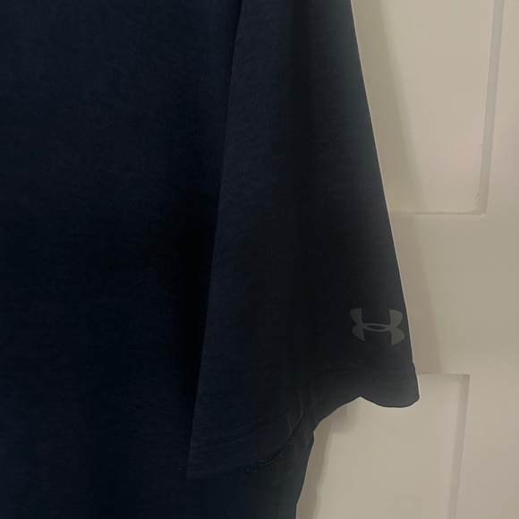 Mens Under Armour Midnight Navy Polo, Size Large - Picture 3 of 3